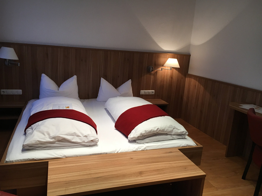 Hotel-Gasthof Drei Loewen主图