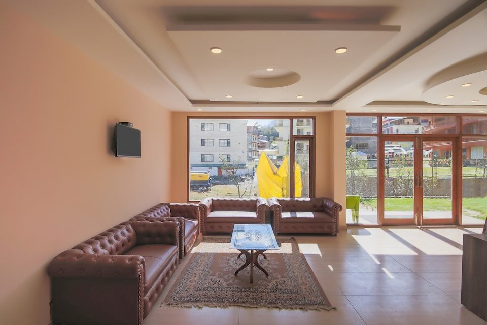 Capital O 17003 The Spruce Mansion主图