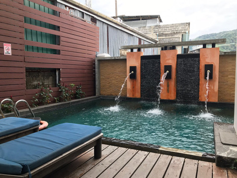 嘉乐丽酒店主图