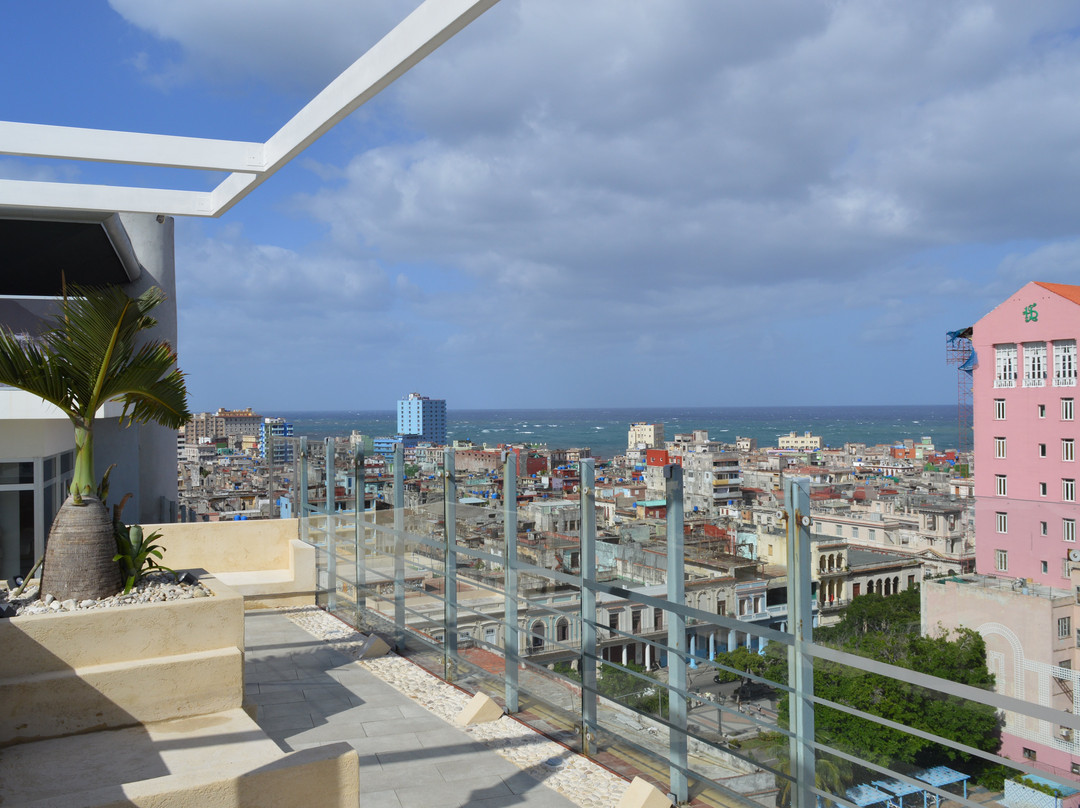 因佩罗斯塔帕克中央酒店主图