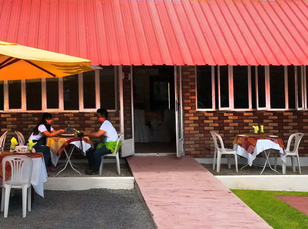 沙马雷勒餐馆和美食-Resto M&m, coffeeshop