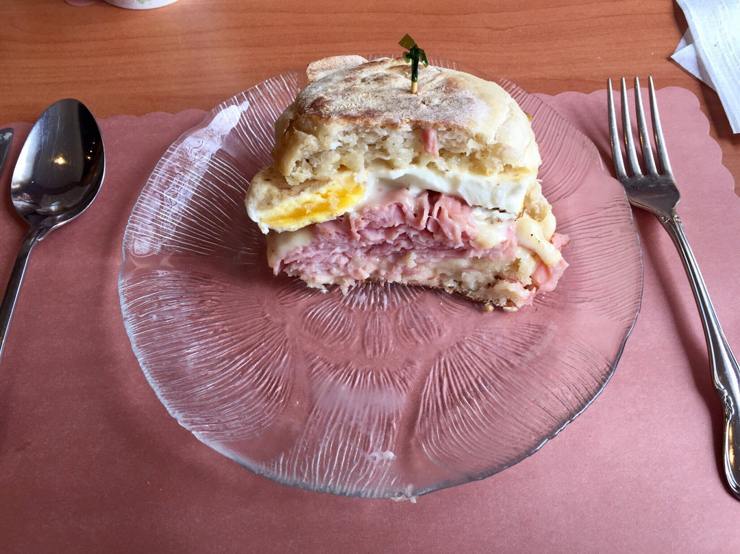 Sweet Little Things Bakery & Cafe