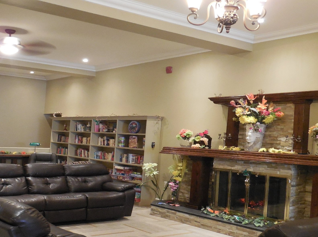 Balsam Suites Boutique Inn & Residence主图