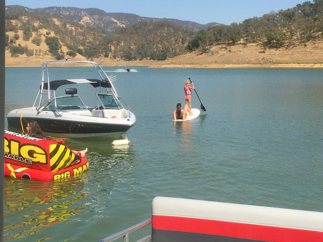 Lake Berryessa Boat & Jet Ski Rentals景点图片