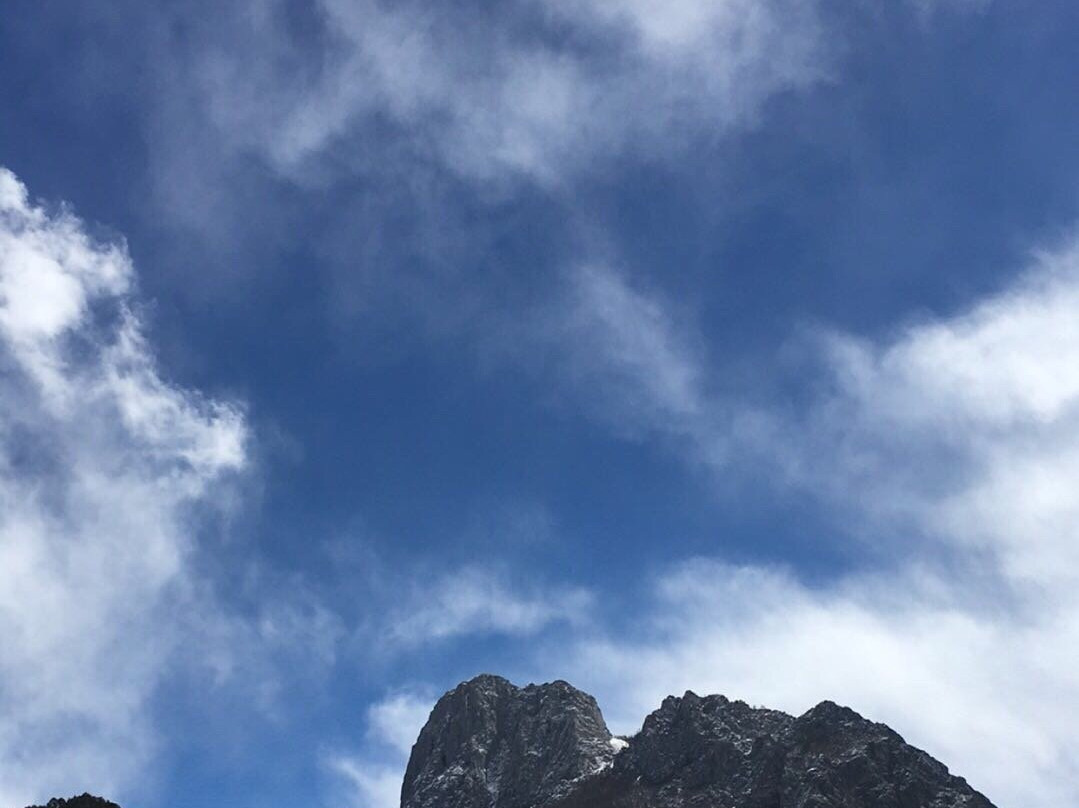 静谧小应客栈(稻城亚丁景区游客中心店)主图