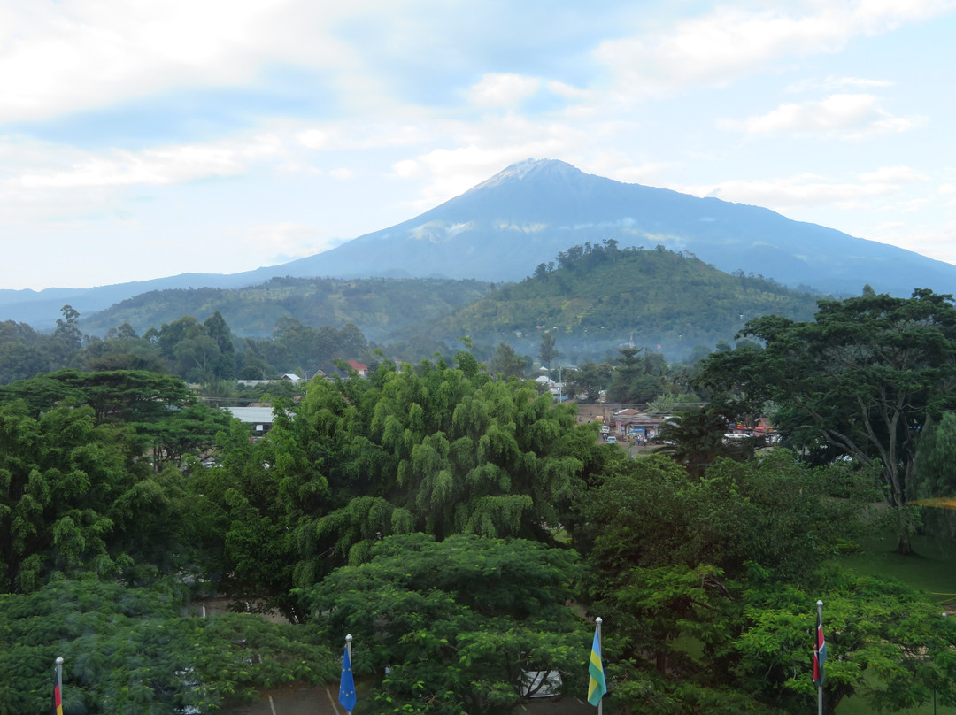 Mount Meru Hotel主图