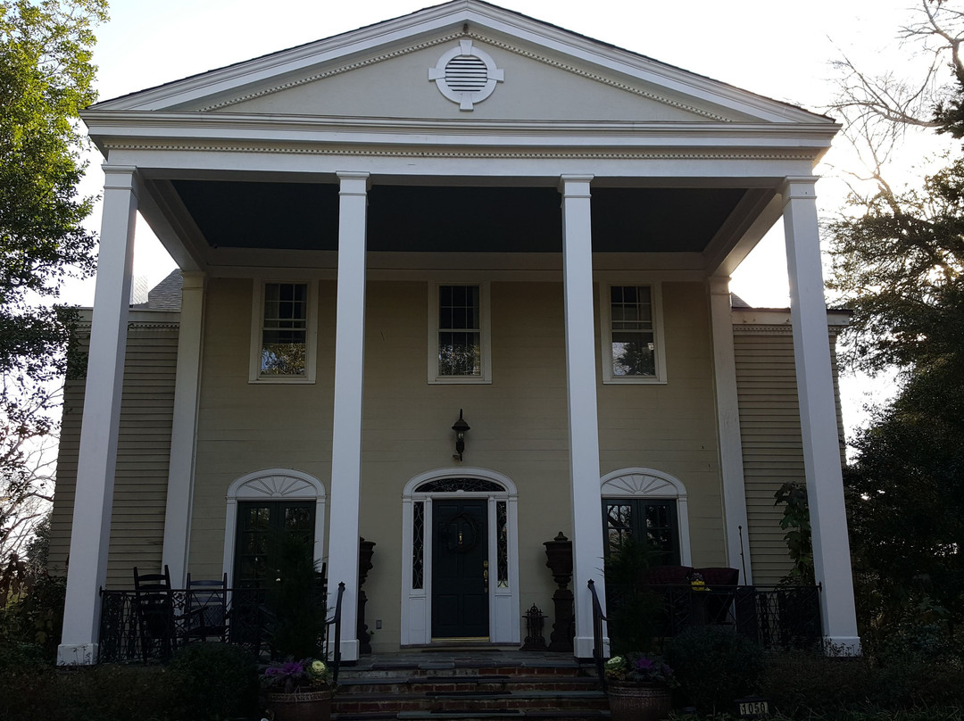 Clevedale Historic Inn and Gardens主图