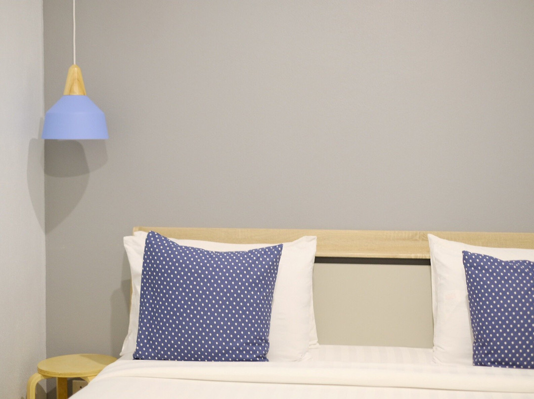 To the Moon Bed & Breakfast主图