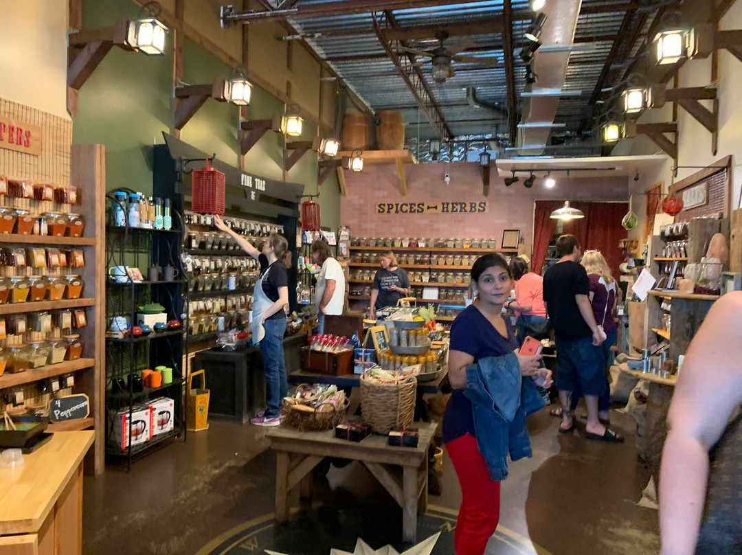 The Spice & Tea Exchange-塔彭斯普林斯必去景点