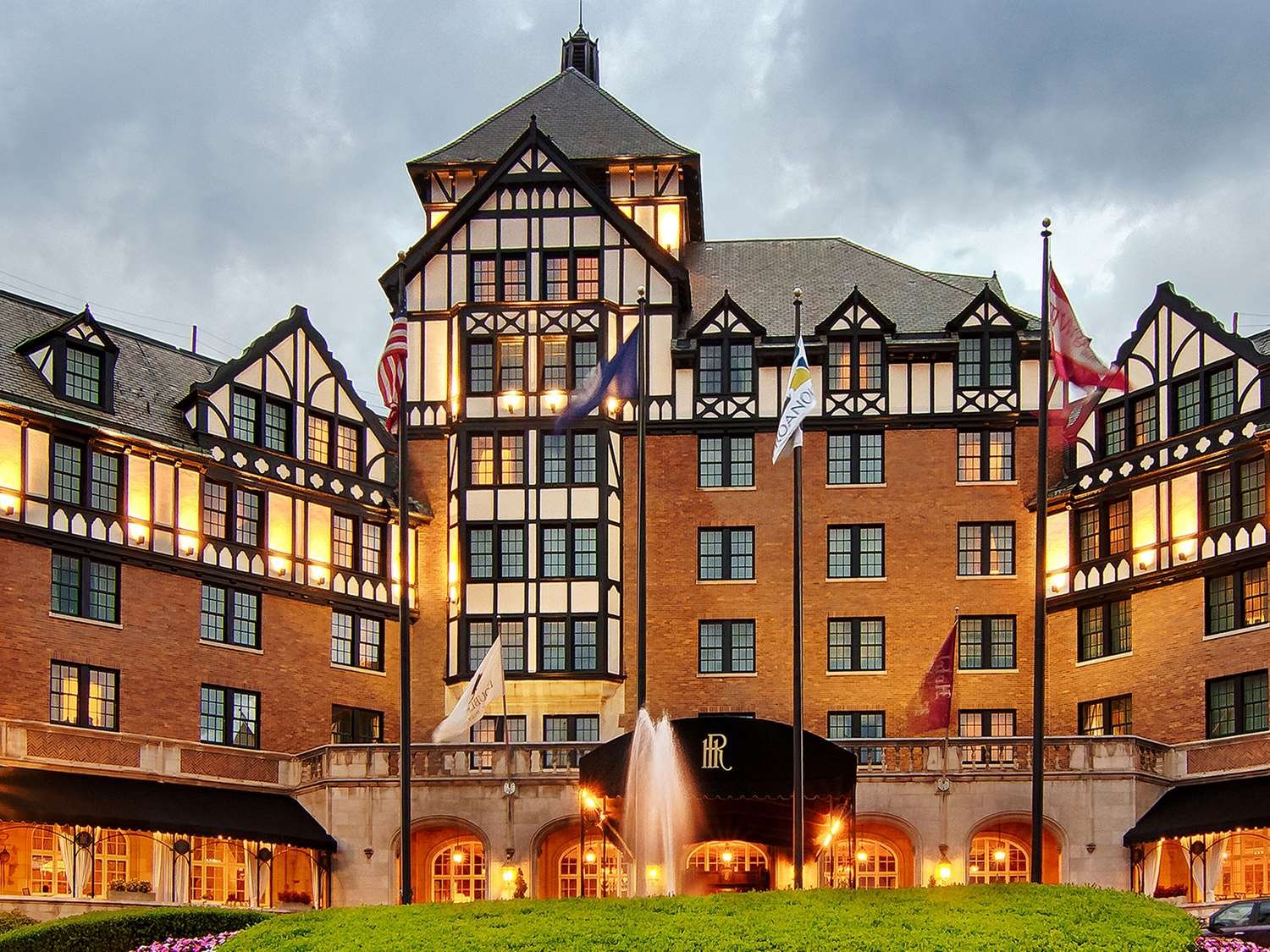 The Hotel Roanoke & Conference Center, Curio Collection By Hilton-官方