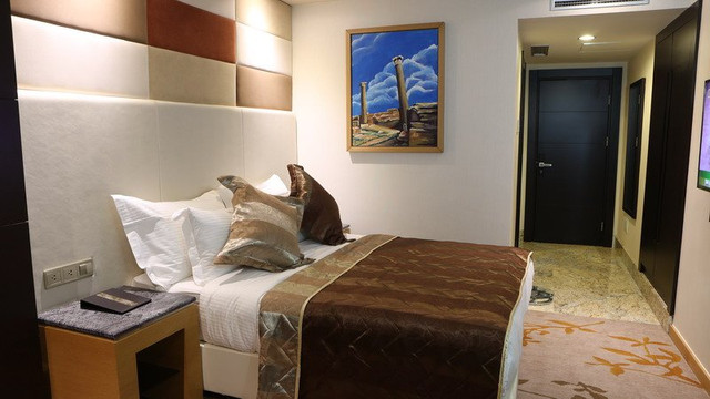 Attawfeek Plaza主图