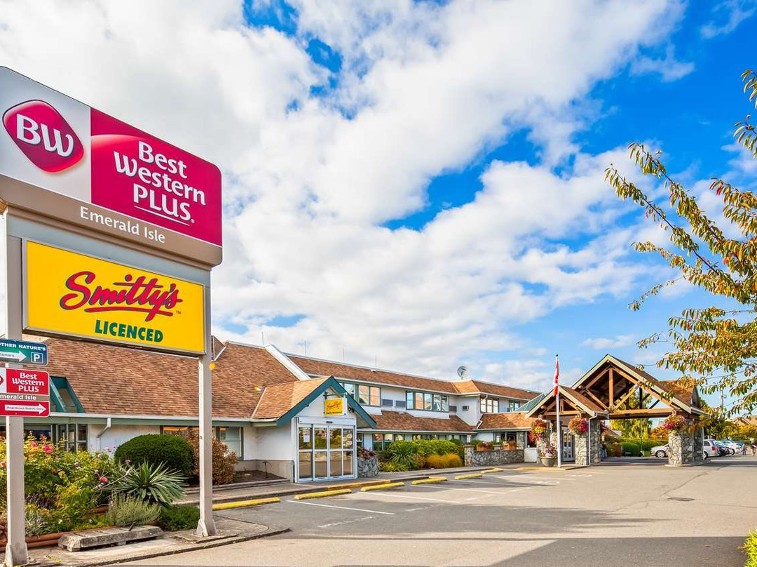 Best Western Plus Emerald Isle Hotel主图