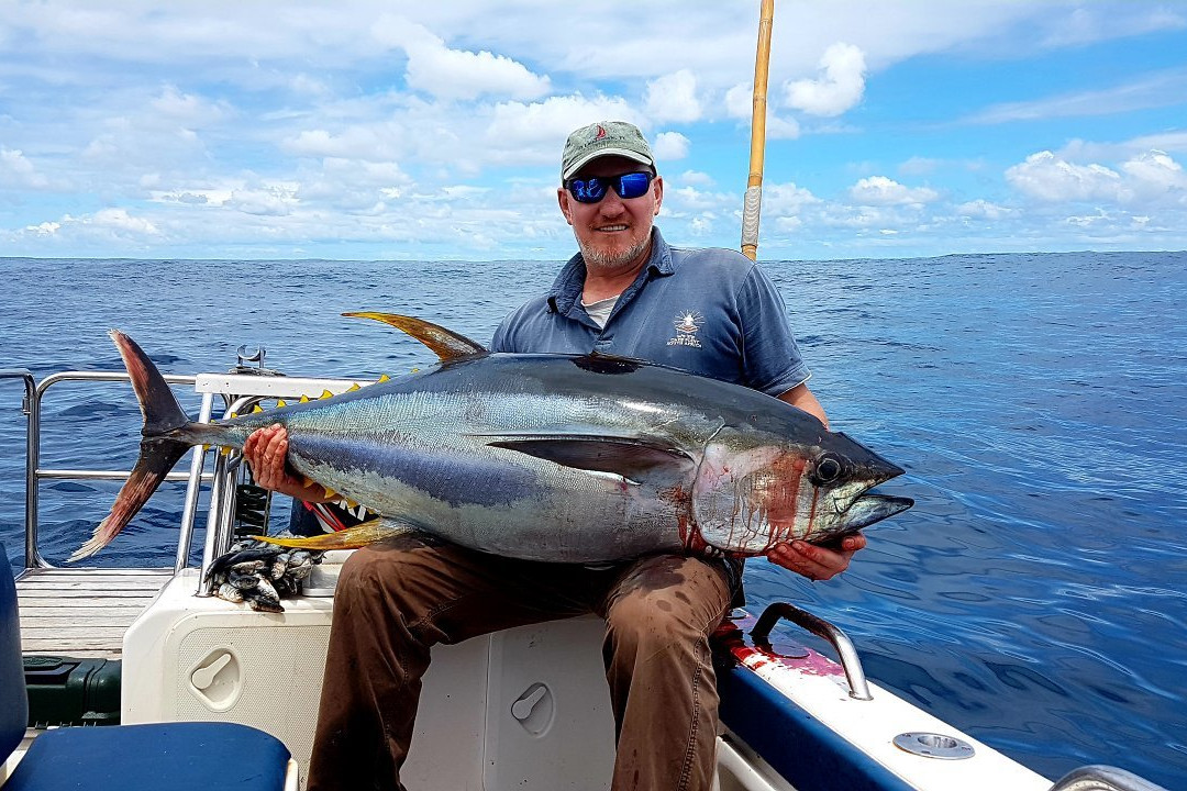 Cape Boat Charters-西门镇必去景点