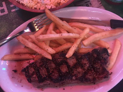 Brooklyn餐馆和美食-Icehouse Tavern