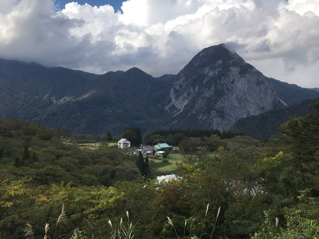 Takanami Pond景点图片