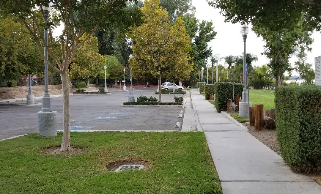 Perret Park-埃尔西诺湖必去景点