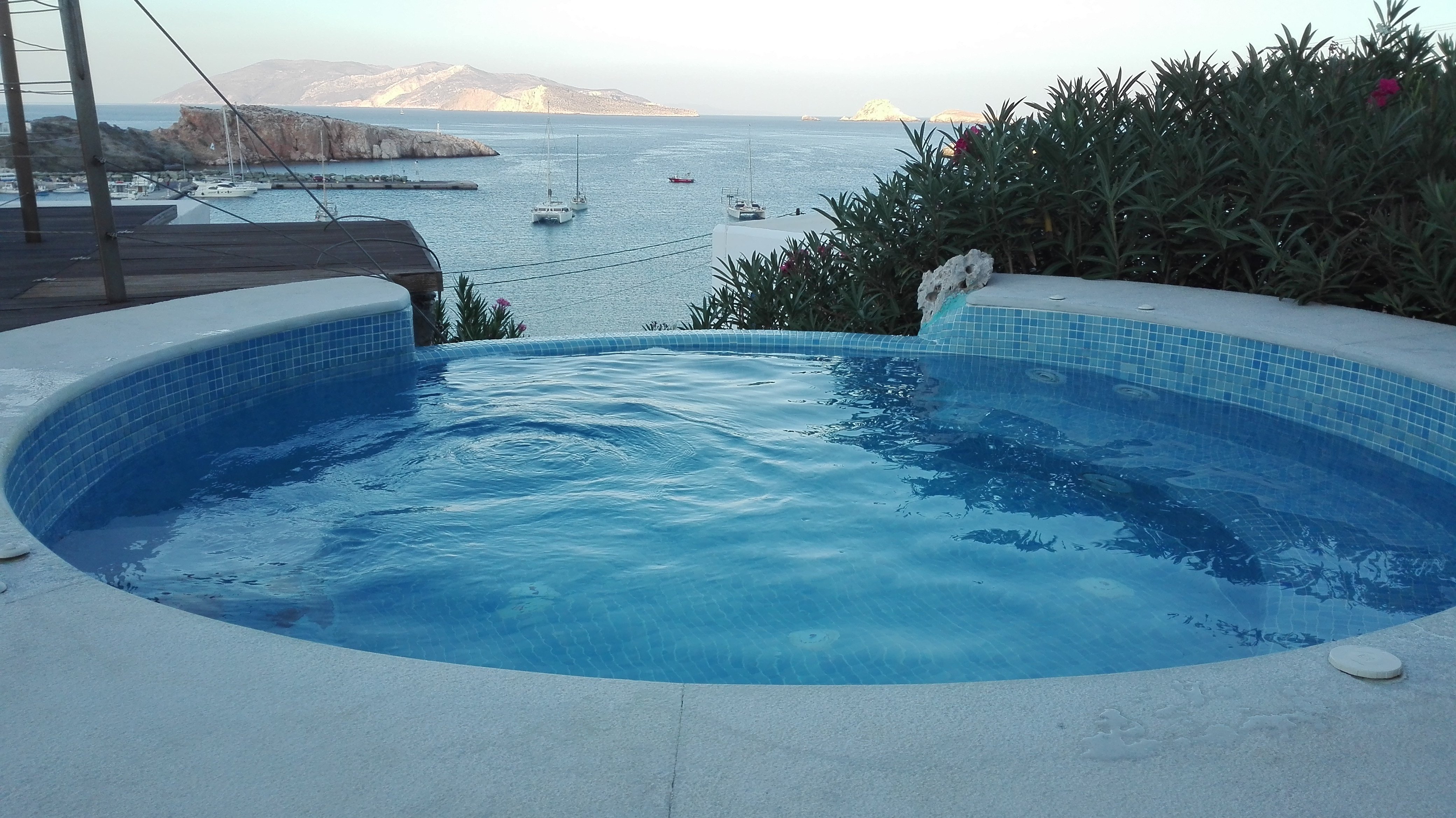 Vrahos Boutique Hotel-泳池