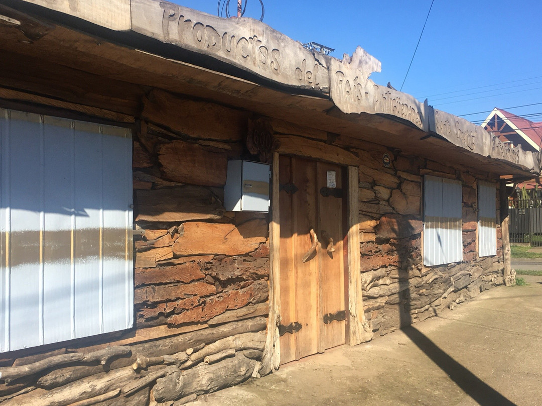 Rio Bueno旅游景点-Antiguedades Río Bueno