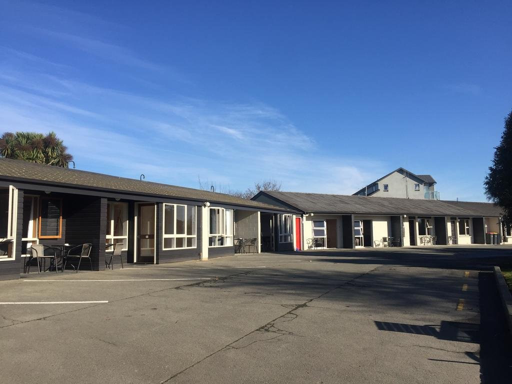 Cedar Lodge Motel主图