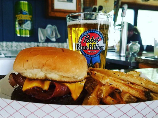 Dulce餐馆和美食-AJ's Good Grub