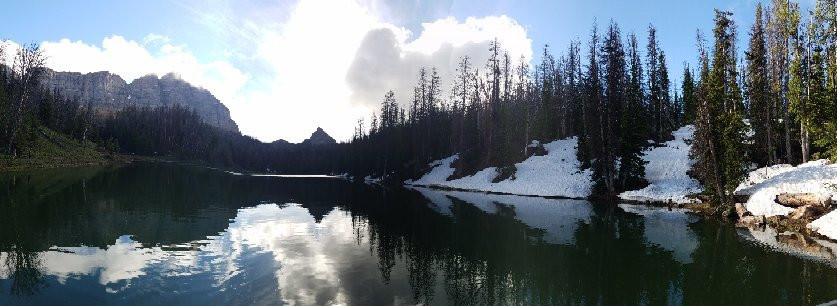 Wind River Lake景点图片