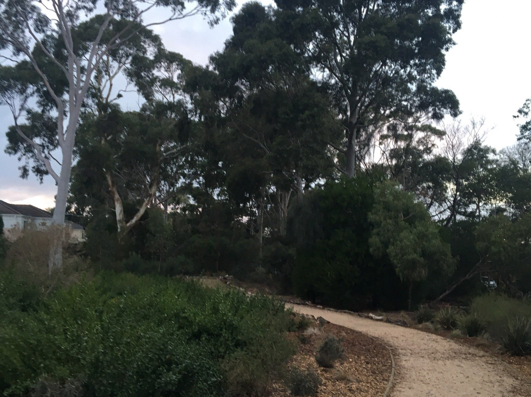 Highett旅游景点-Merindah Park