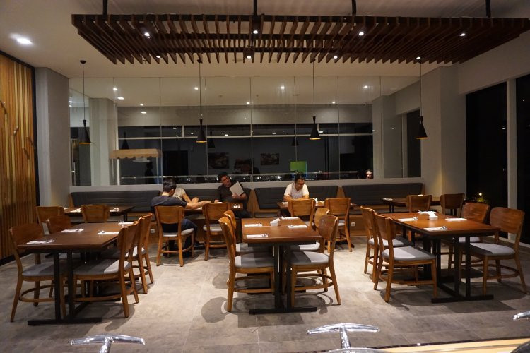 PrimeBiz Hotel Surabaya主图