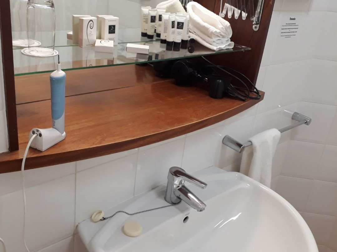 塔威尔洛奇酒店主图