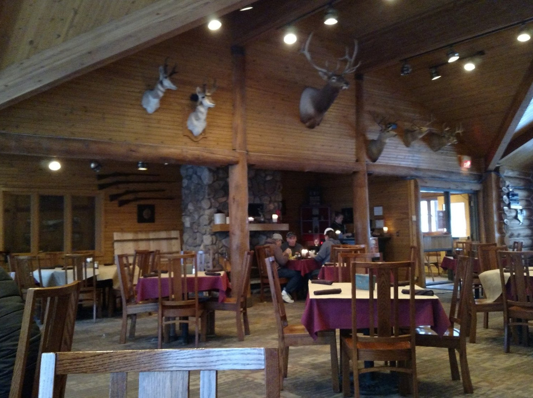 Lead餐馆和美食-The Latchstring Inn