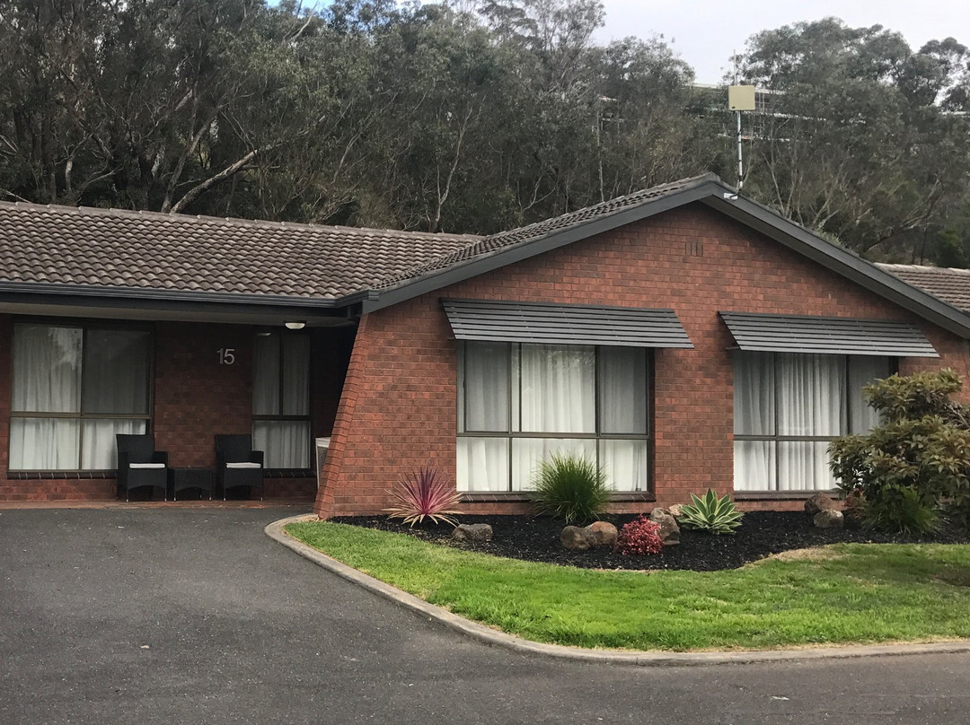 巴望谷山庄主图