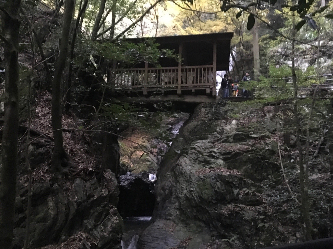 Sambaitani Falls-大洲市必去景点