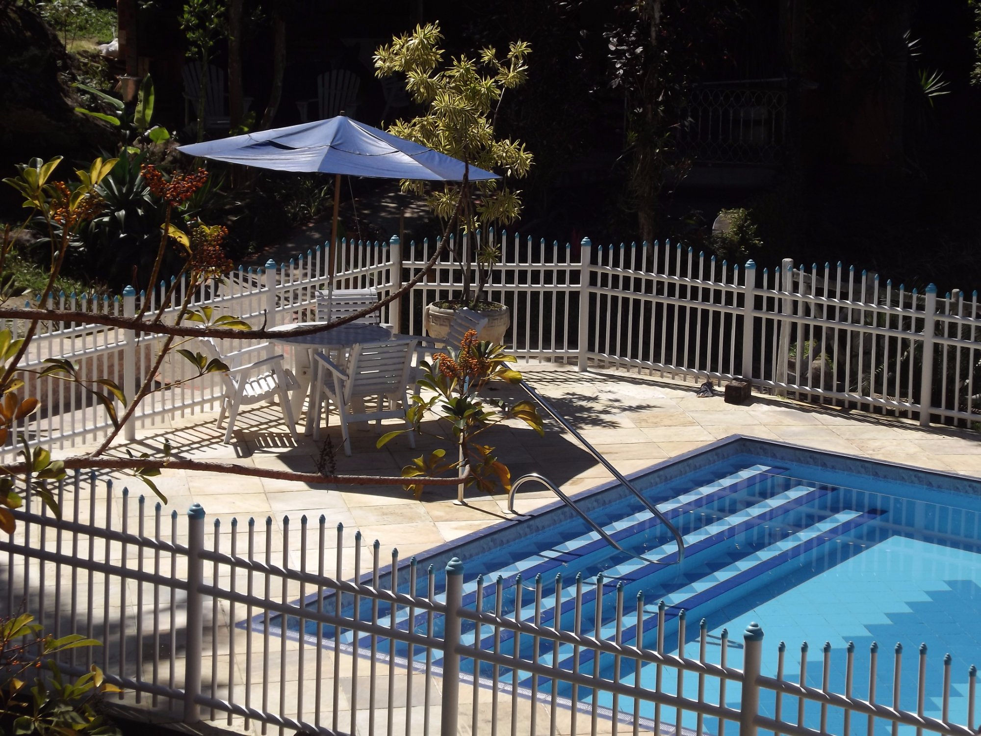 Rancho Cravo e Canela-泳池