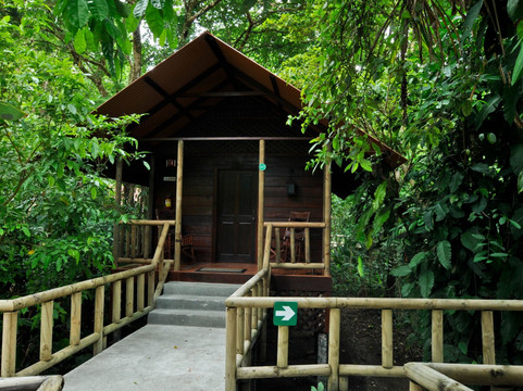 Aninga Lodge