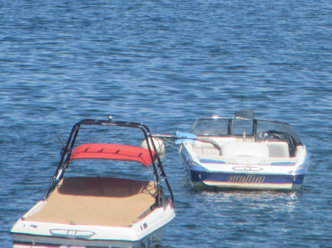 Grant Lake Marina-六月湖必去景点