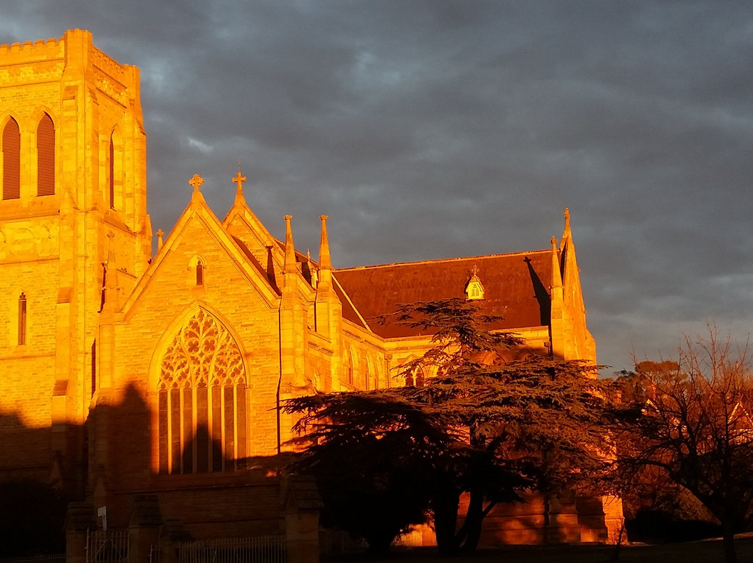 St. Saviour's Cathedral景点图片