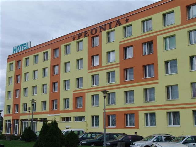 Stare Czarnowo酒店住宿-Hotel Plonia