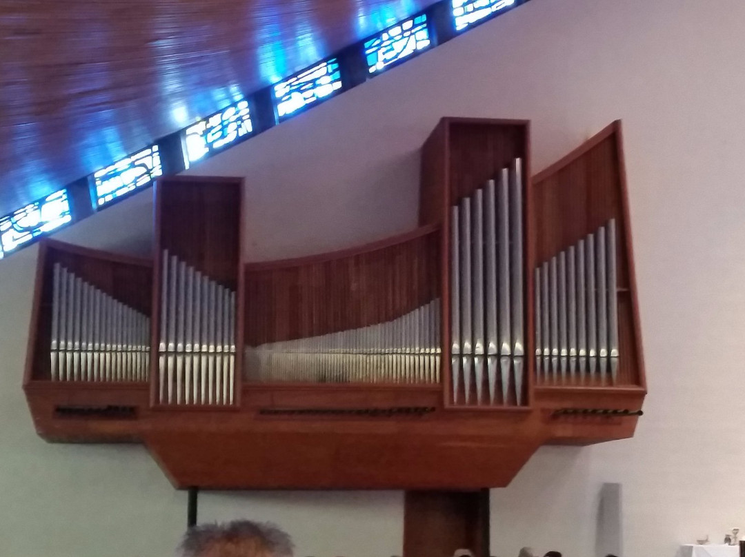 Eglise Notre Dame de l'Annonciation-Trois-Epis必去景点