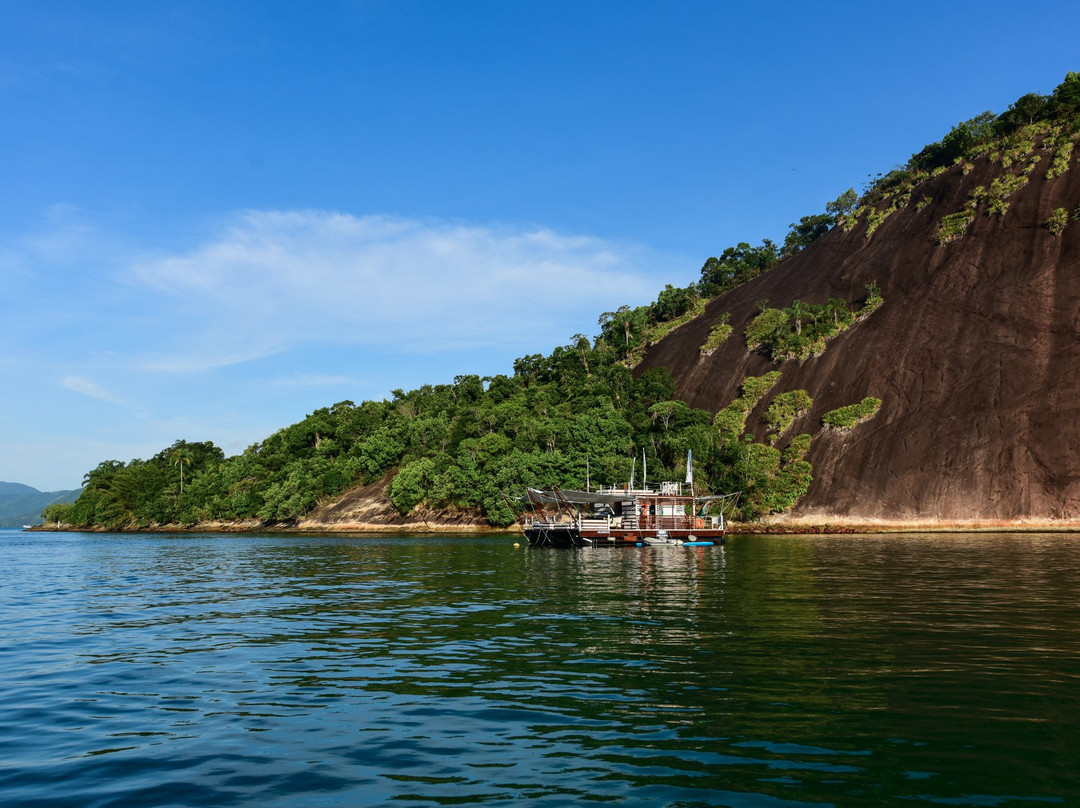 Sea Lounge Terra Estreita-安格拉杜斯雷斯必去景点