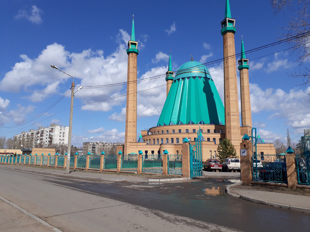 Mashkhur-Jusup Mosque-Pavlodar必去景点