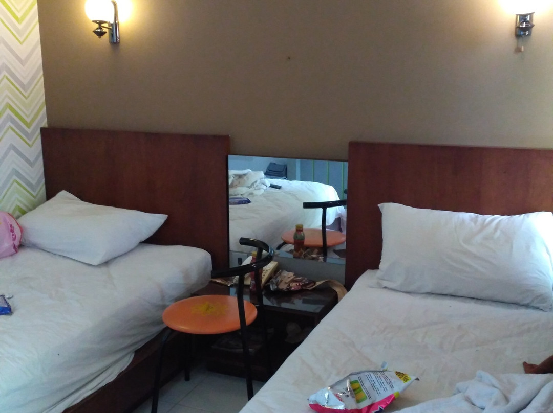 帕特里亚花园酒店主图