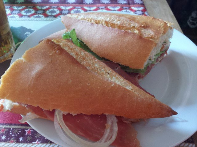 Punta del Hidalgo餐馆和美食-Boutique del pan La Tahona