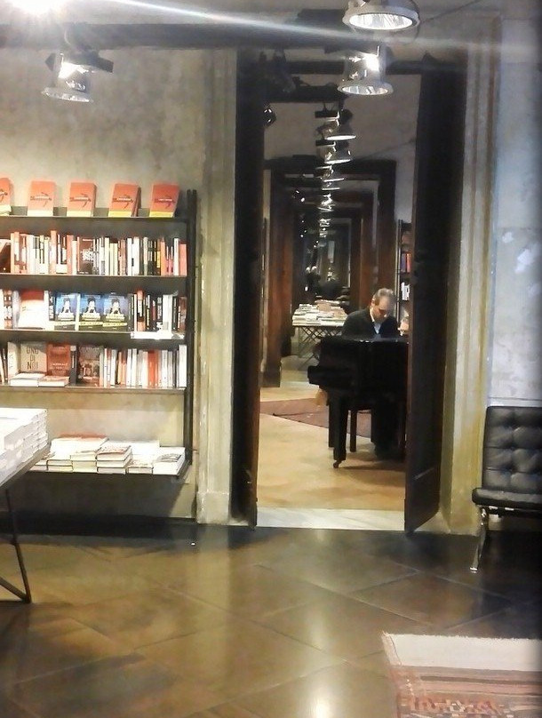 Libreria All'Arco景点图片