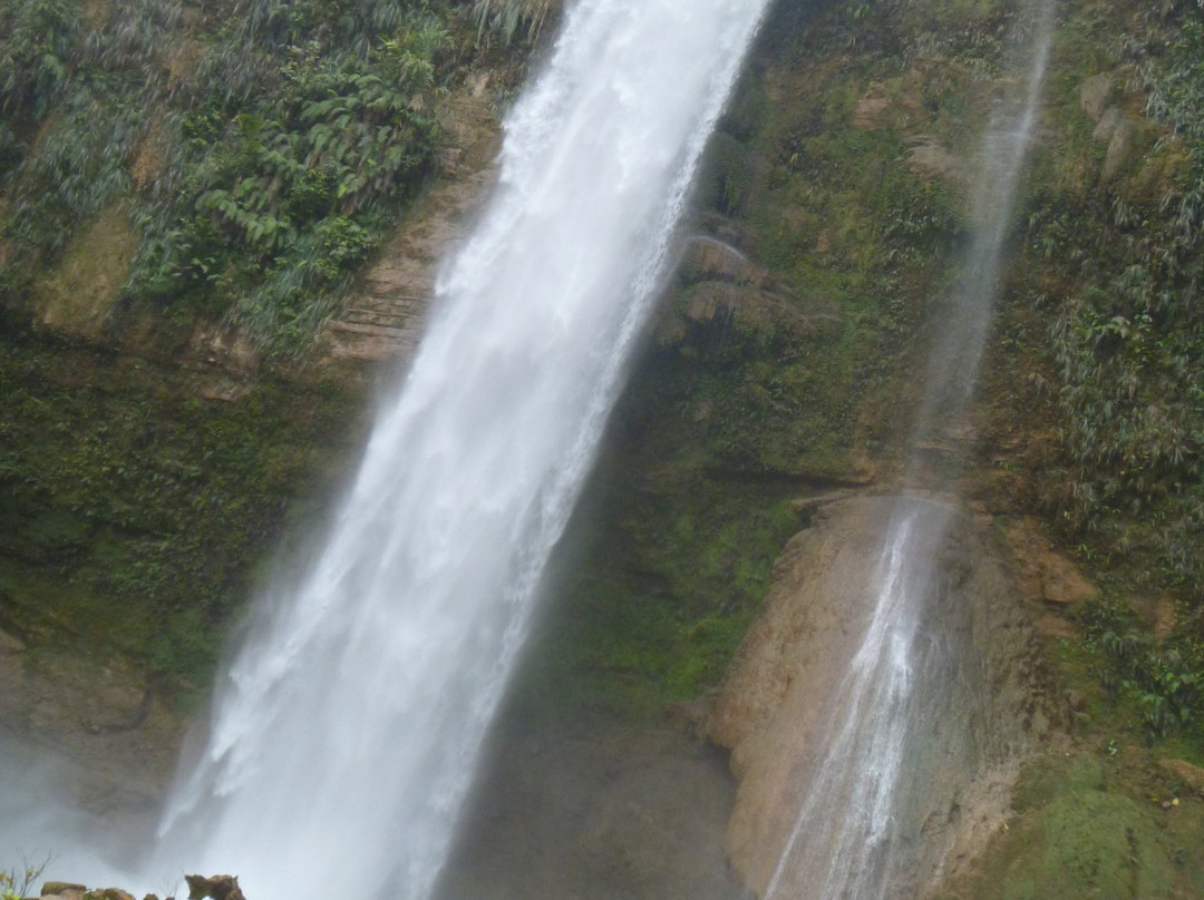 Tenaru Falls景点图片