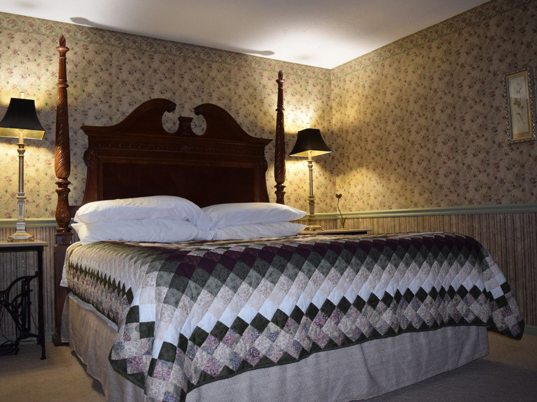 Eagle Rock酒店住宿-Green Tree Cabins & Rv