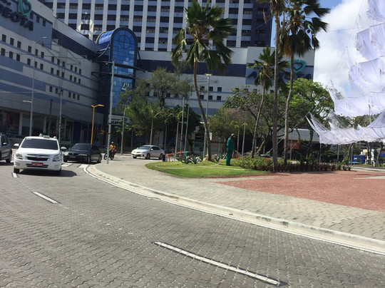 Praca Portugal-福塔莱萨必去景点