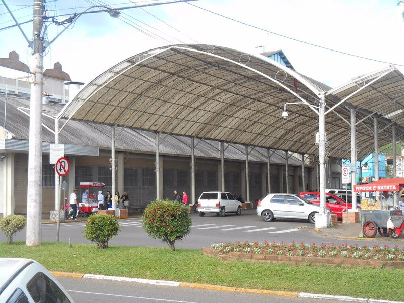 Praca Dona Luisa-Igrejinha必去景点