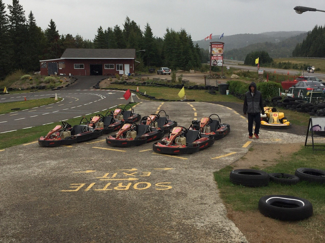 Emond Go-Kart 4 Saisons景点图片
