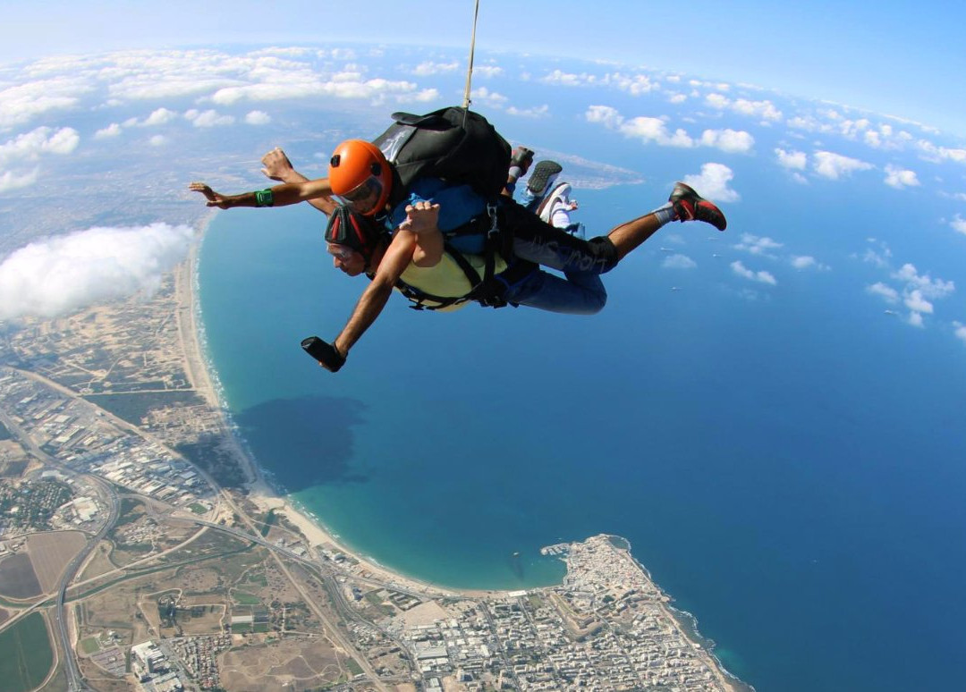 HaZanhaniyh - SkyDive Shomerat-阿克必去景点