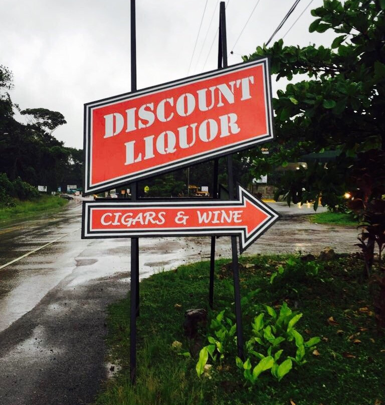 Discount Liquor Wine & Cigars-乌维塔必去景点