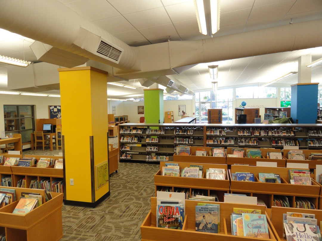 Centennial Park Library-格里利必去景点